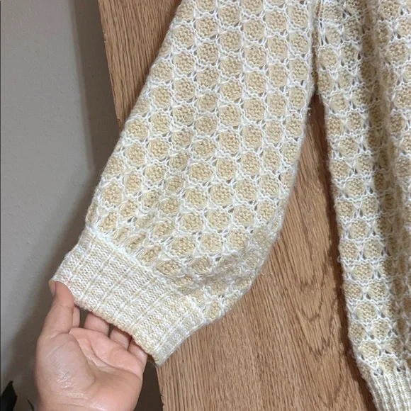 Lilly Pulitzer Cream Knit Sweater - Picture 3 of 7